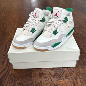 Jordan 4 sb pine green size 8